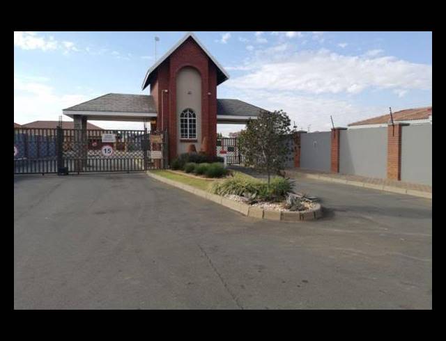 LAND FOR SALE IN RISIVILLE